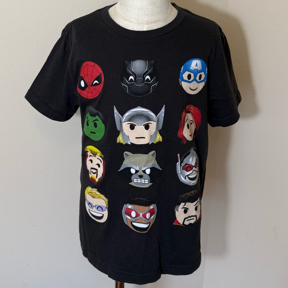 Marvel Graphic Print Tee Kids Size Small